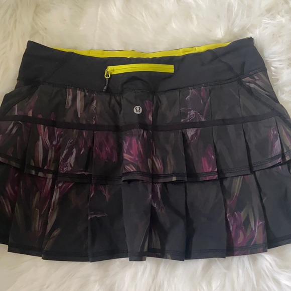 lululemon athletica Dresses & Skirts - Limited edition Lululemom skirt